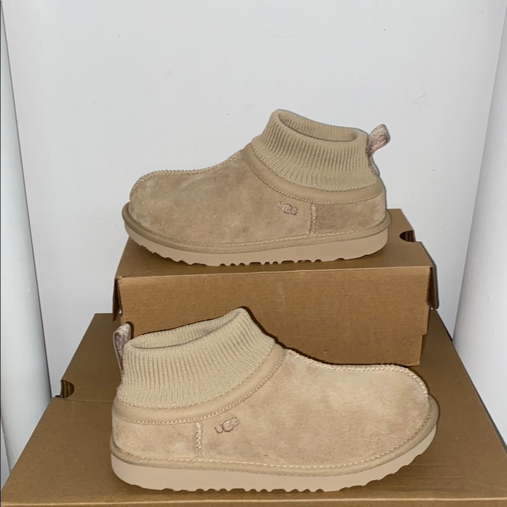 UGG CLASSIC ULTRA STRETCH OFF